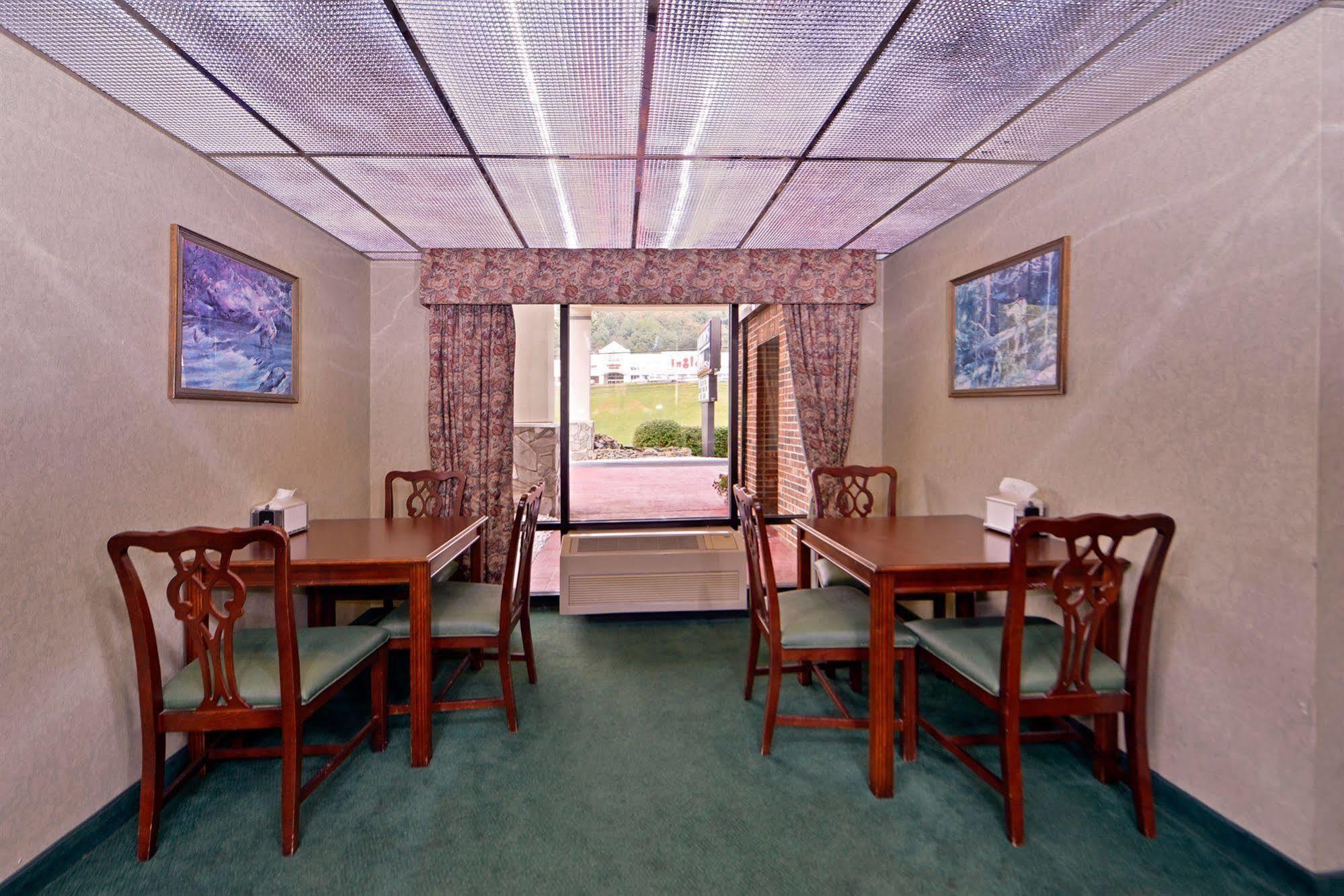 Nations Inn - West Jefferson Kültér fotó